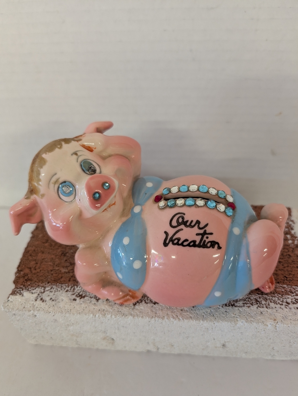 Vintage Bank Pink Pig 'Our Vacation' Trinket Dish  Blue Accents Vintage Kitch